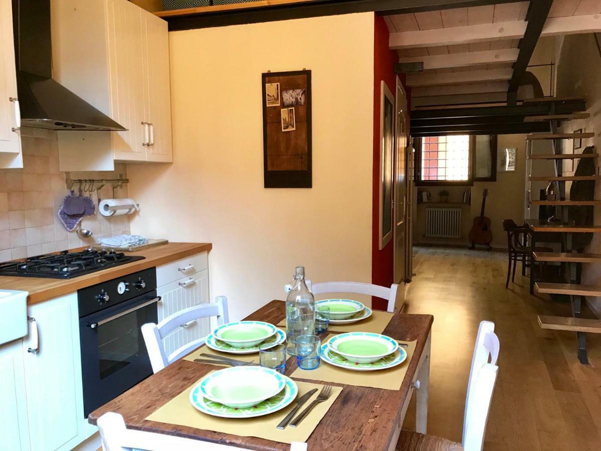 The Pianist S House In The Heart Of Bologna Apartment ภายนอก รูปภาพ