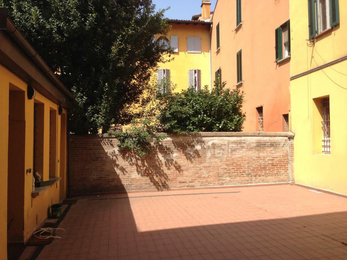 The Pianist S House In The Heart Of Bologna Apartment ภายนอก รูปภาพ