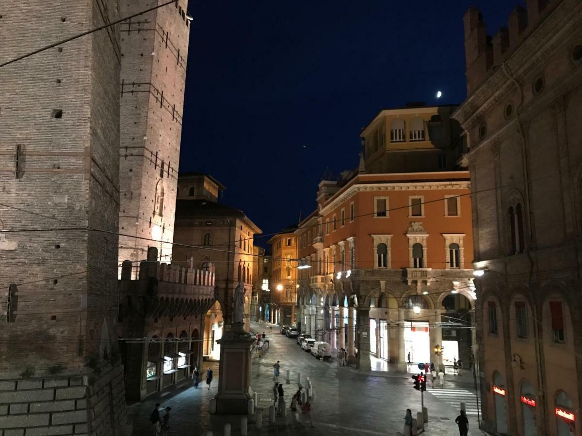 The Pianist S House In The Heart Of Bologna Apartment ภายนอก รูปภาพ
